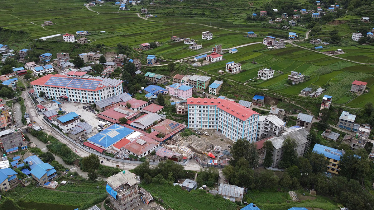 कर्णाली स्वास्थ्य बिज्ञान प्रतिष्ठानको उपकुलपति पदका लागि  १५ जनाकाे आवेदन