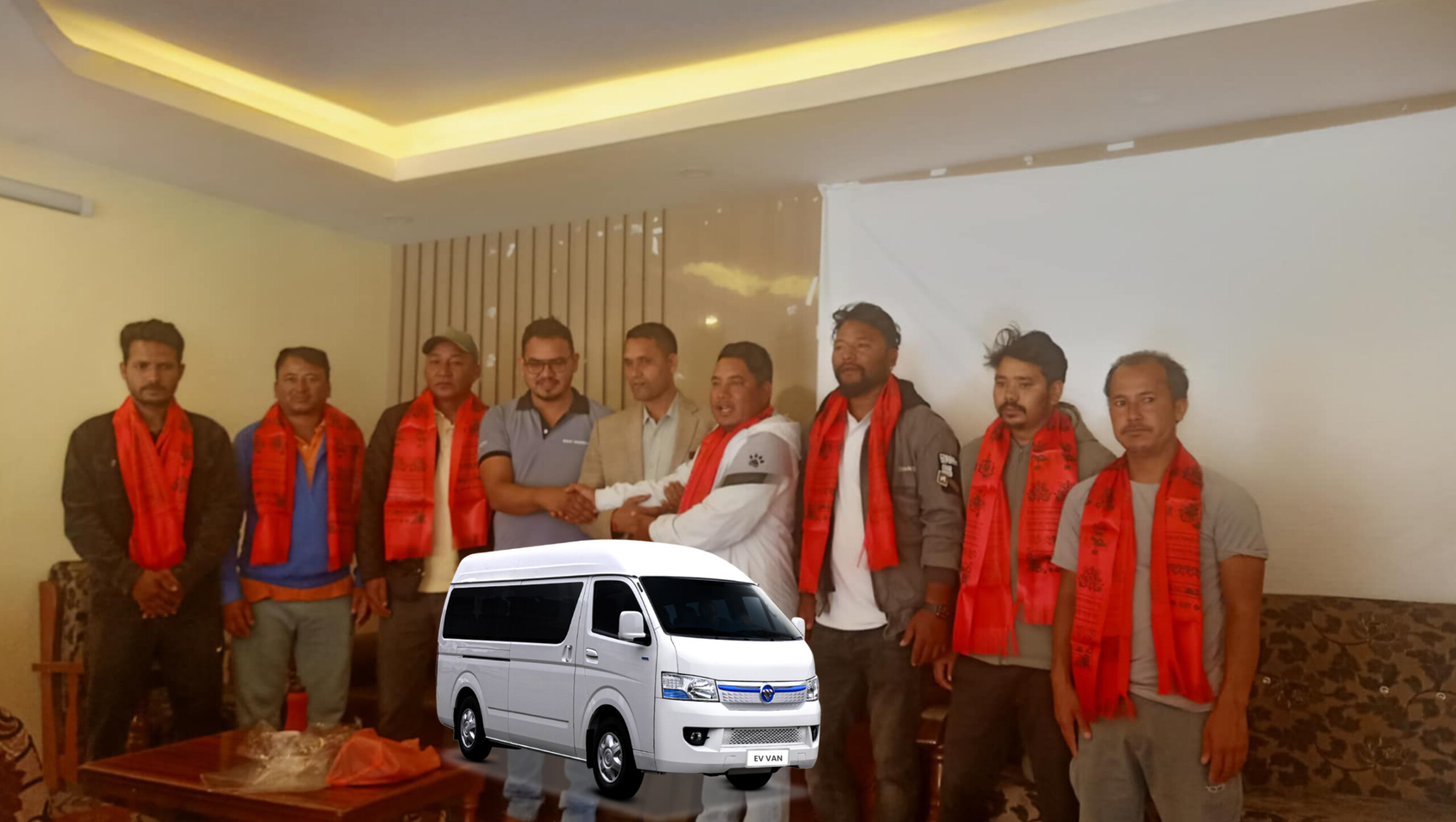 जुम्लामा पहिलाे  भित्रियो फोटनको विद्युतीय सवारी